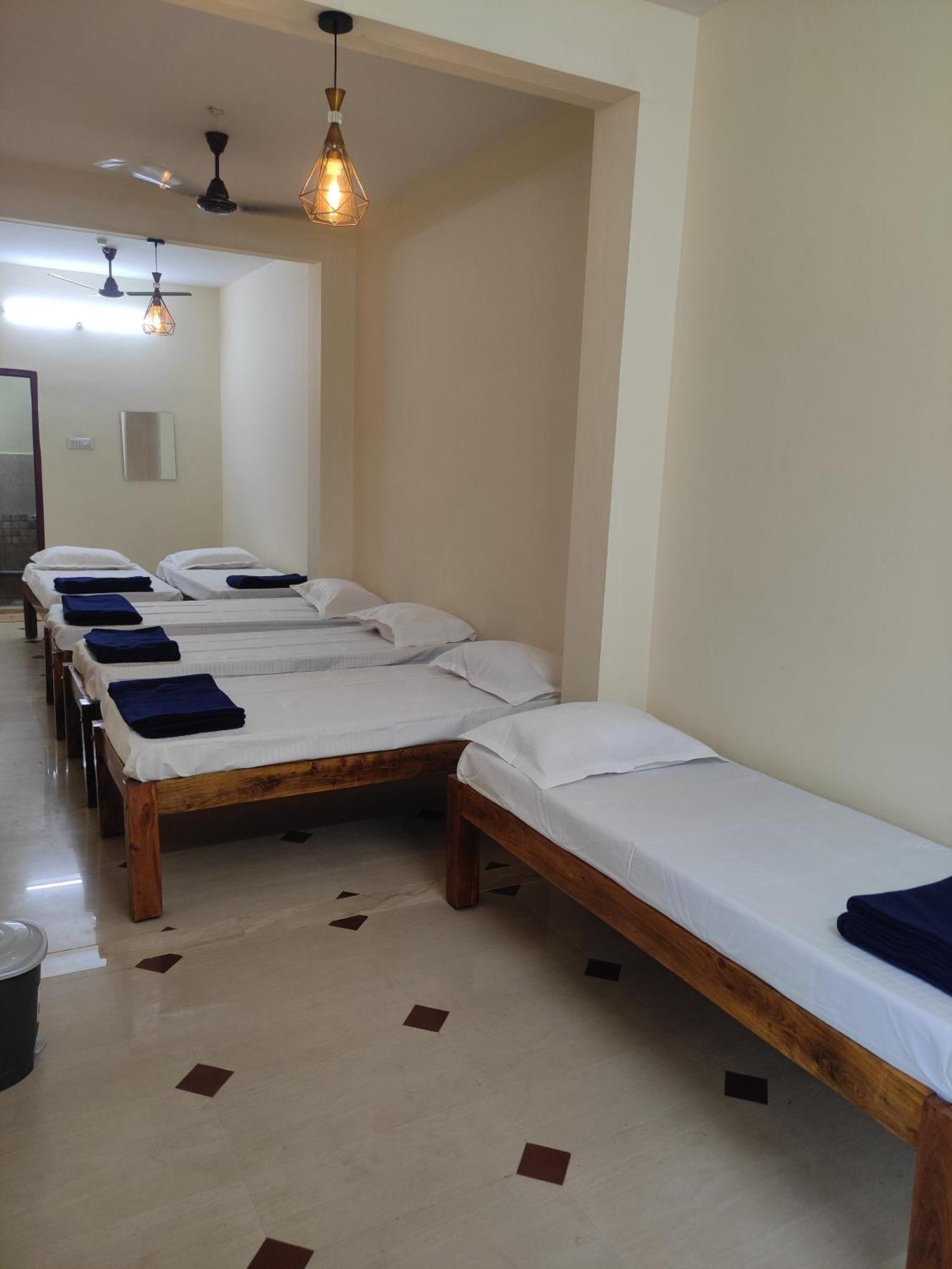 Nest Inn Service Rooms Chikmagalūr Dış mekan fotoğraf