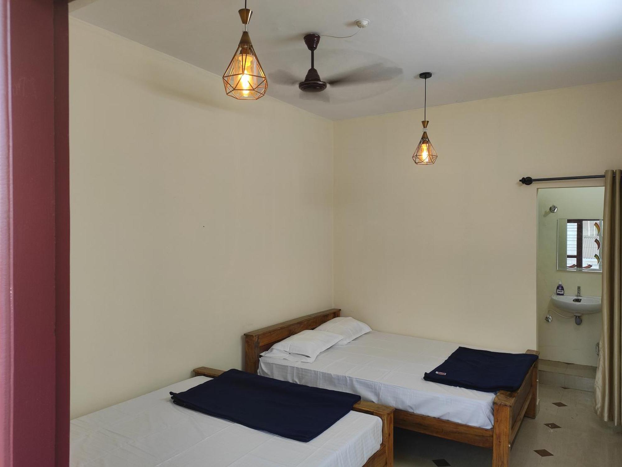 Nest Inn Service Rooms Chikmagalūr Dış mekan fotoğraf