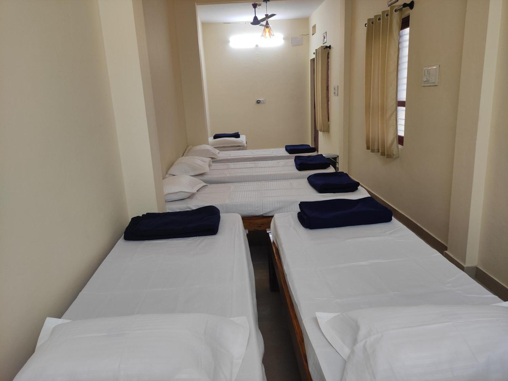 Nest Inn Service Rooms Chikmagalūr Dış mekan fotoğraf