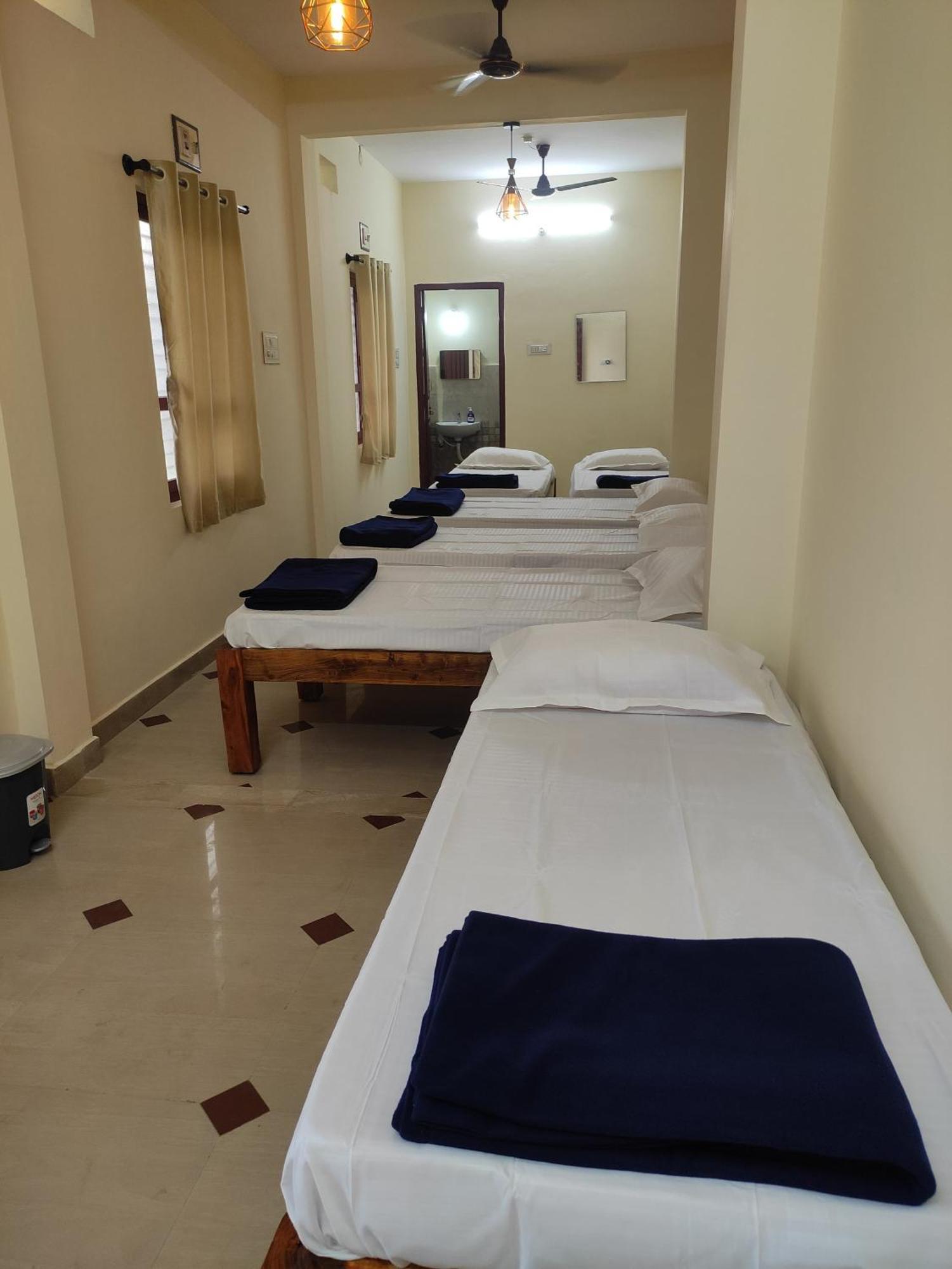 Nest Inn Service Rooms Chikmagalūr Dış mekan fotoğraf